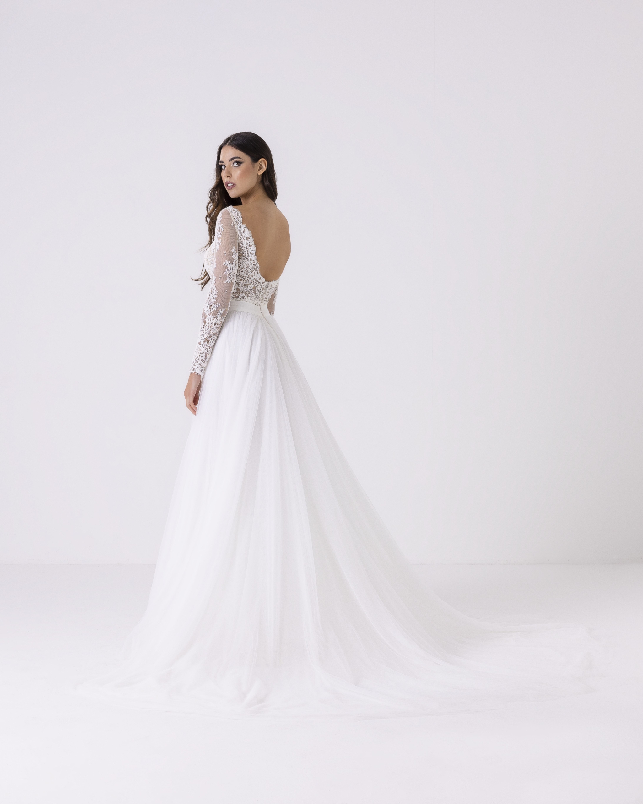 NEBBIA-BODY-E-GONNA-Front-scaled-1